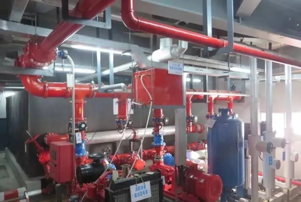 1638841368488410AD11.jpg 640.webp (5).jpg