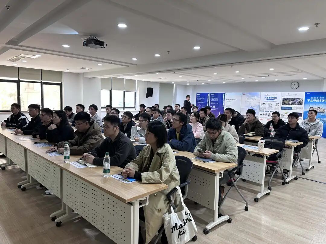 1764120570176602CD86.jpg 10003.jpg