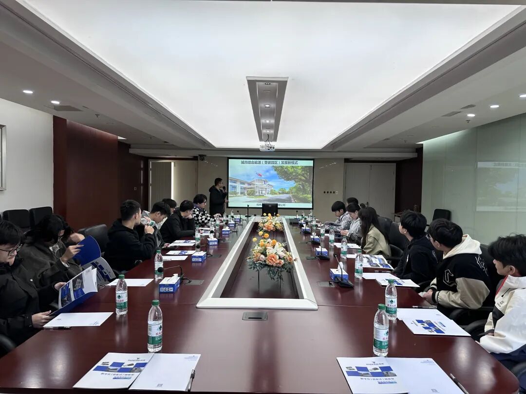 1764120831137792C8BC.jpg 10002.jpg